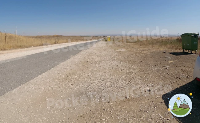 Wide parking at Mitzpe Nechama Lookout campsite - PockeTravelGuide